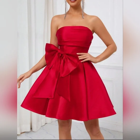 Shein Belle [S] Well-Fitted Wedding Dress - Picture 3 of 9